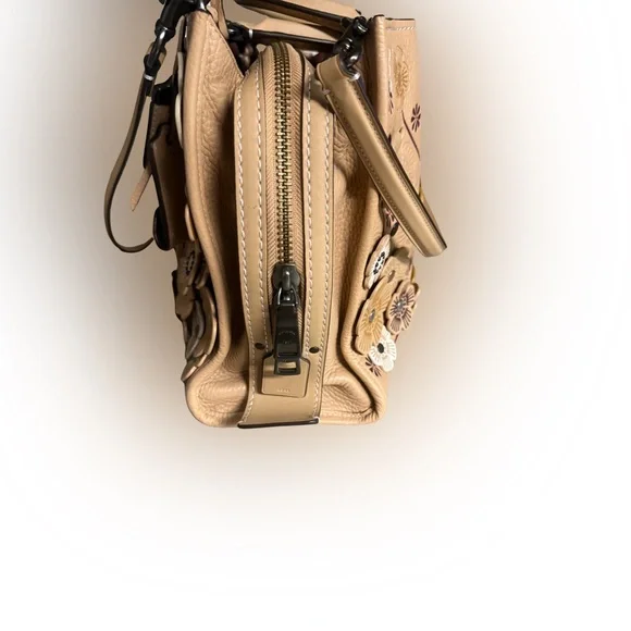 Coach Rouge 30 Tea Rose Tan Leather Bag - Picture 10 of 16